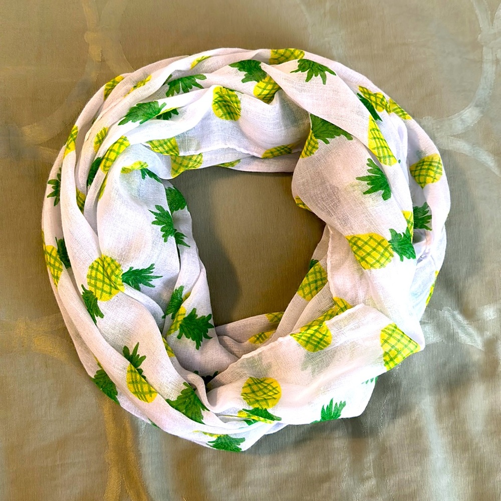 Pineapple print infinity scarf, lightweight